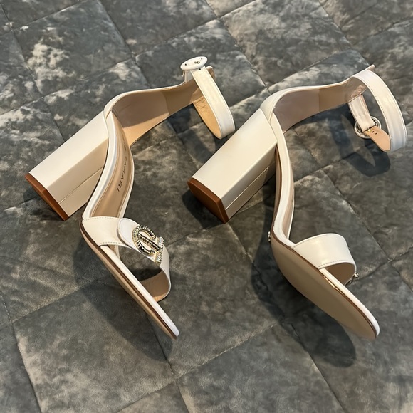 ELIE TAHARI BLOCK HEEL SANDAL - Picture 2 of 4